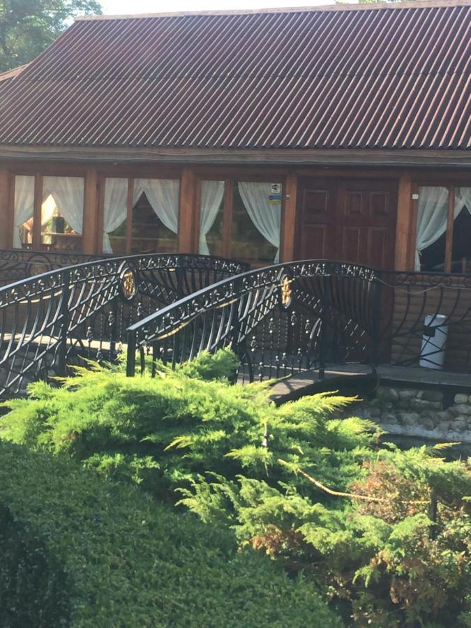 Готель "У Свата" Гришківці Бердичівський Р-Н Hryshkivtsi Exterior foto